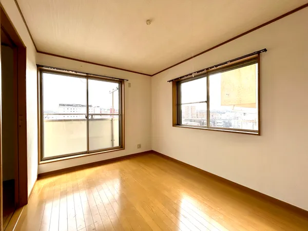 ２F洋室（約6.0帖）