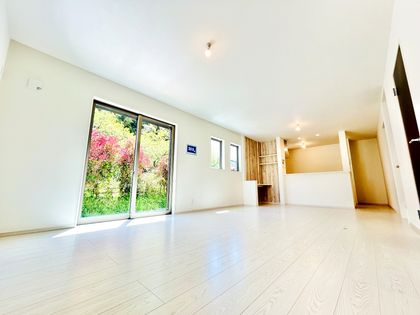 横浜市栄区飯島町 新築戸建 リビング