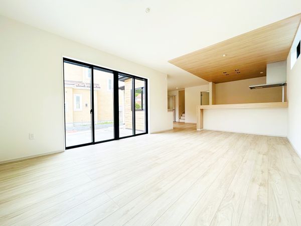 鎌倉市今泉3丁目 新築戸建 リビング 鎌倉市今泉3丁目 新築戸建 リビング