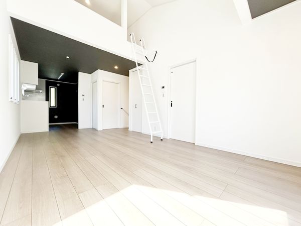 鎌倉市今泉3丁目 新築戸建A棟 リビング 鎌倉市今泉3丁目 新築戸建A棟 リビング