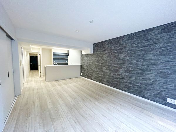 グローリア初穂鎌倉岡本 リビング