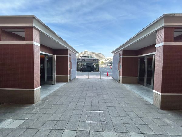 ガーデンアソシエ I棟 エントランス