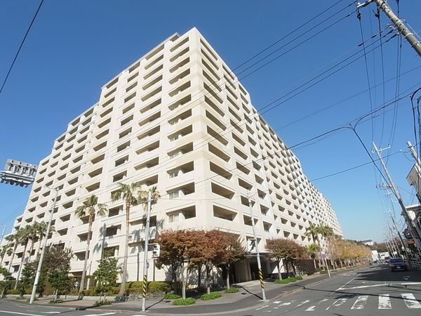 ガーデンアソシエ B棟 外観