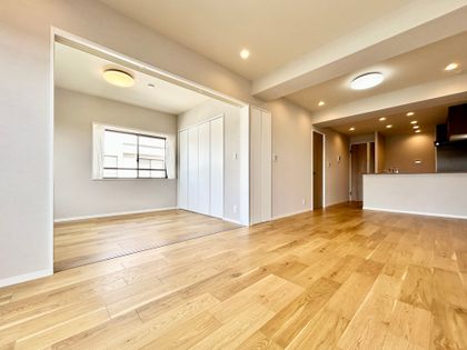 グリーンテラス本郷台 13号棟 リビング