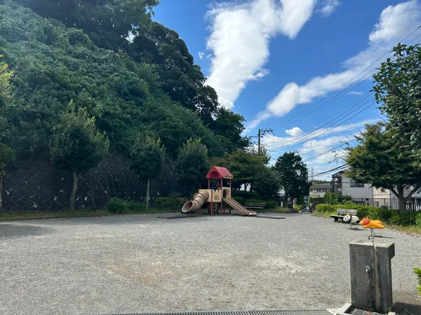 やとのまえねこ公園