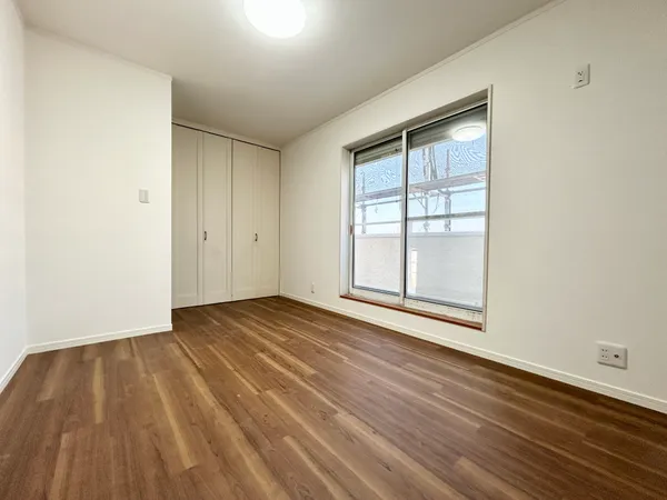 2階洋室（約7.0帖）