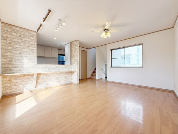 鶴見区矢向3丁目 戸建 リビング