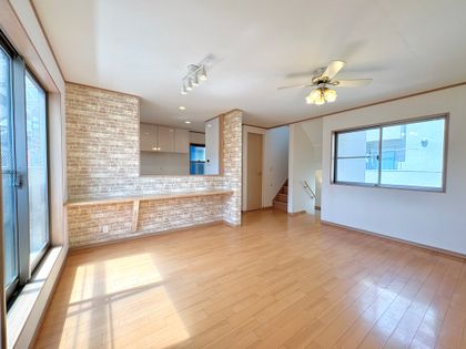 鶴見区矢向3丁目 戸建 リビング