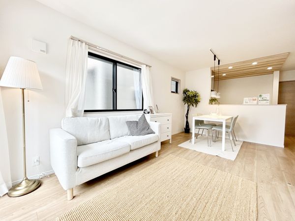 戸塚区平戸町 新築戸建 C棟 リビング