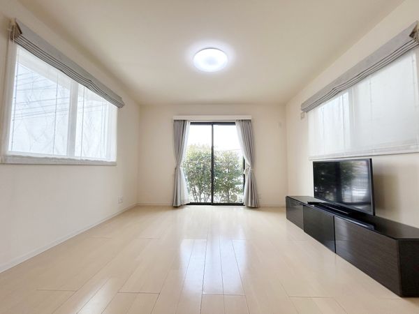 保土ケ谷区法泉3丁目 戸建 リビング 保土ケ谷区法泉3丁目 戸建 リビング