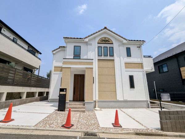 保土ケ谷区法泉2丁目 新築戸建 外観
