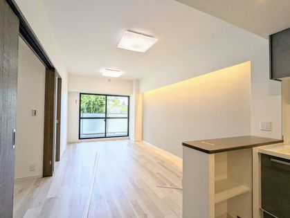 南の街 1号館 リビング