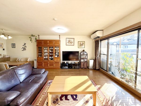 コスモ東戸塚グランパルク B棟 リビング コスモ東戸塚グランパルク B棟 リビング