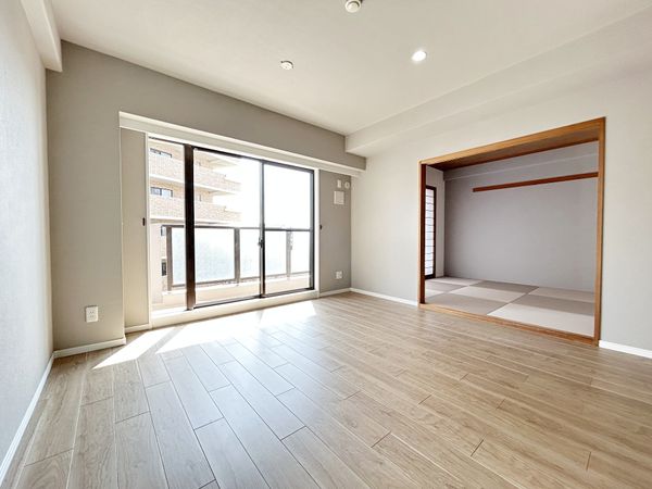 ロイヤルヒルズ東戸塚 リビング ロイヤルヒルズ東戸塚 リビング