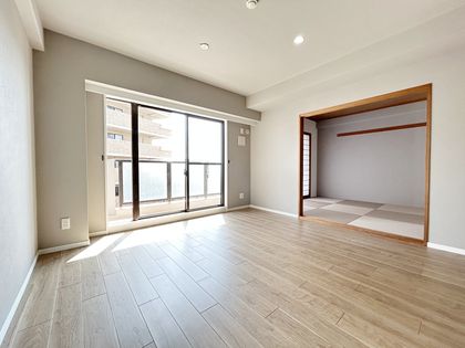 ロイヤルヒルズ東戸塚 リビング