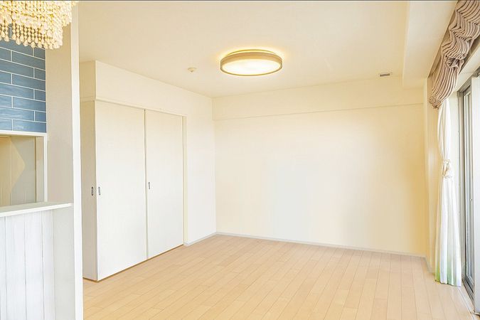 グランドメゾン東戸塚 2番館 リビング グランドメゾン東戸塚 2番館 リビング