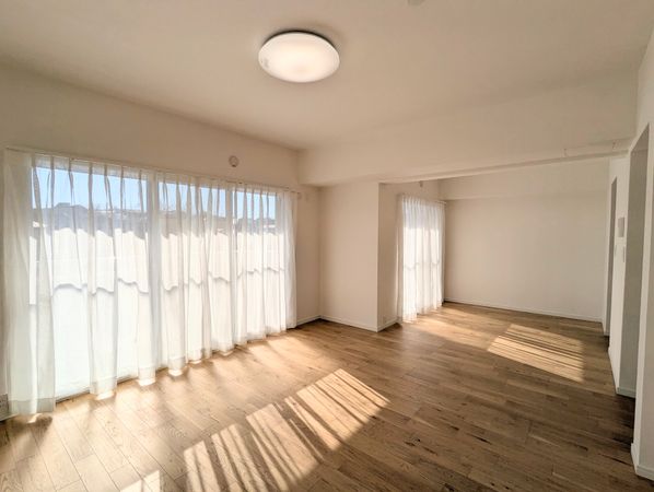 いずみプラザ保土ケ谷 2号館 リビング いずみプラザ保土ケ谷 2号館 リビング