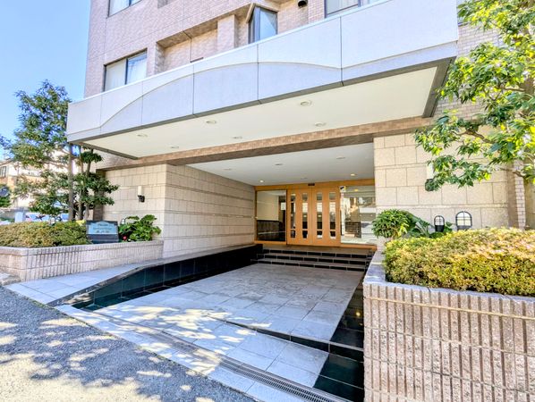日神パレステージ東戸塚 エントランス 日神パレステージ東戸塚 エントランス