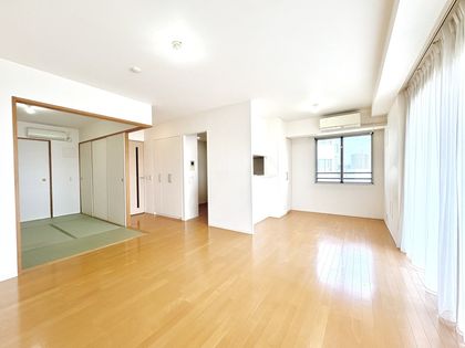 グランドメゾン東戸塚 2番館 リビング
