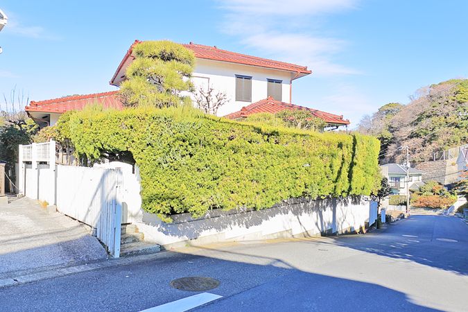 逗子市小坪2丁目(古家付き土地) 土地写真