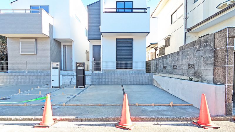 逗子市久木8丁目(新築戸建)2号棟 駐車場
