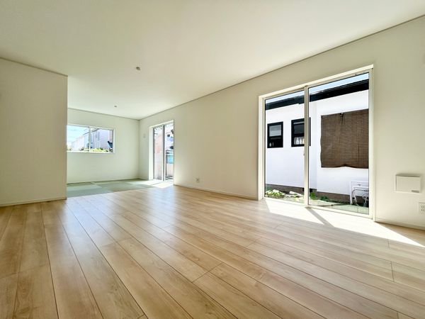 逗子市沼間5丁目(新築戸建)2号棟 リビング