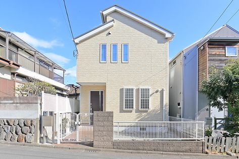 三浦郡葉山町長柄 戸建 外観