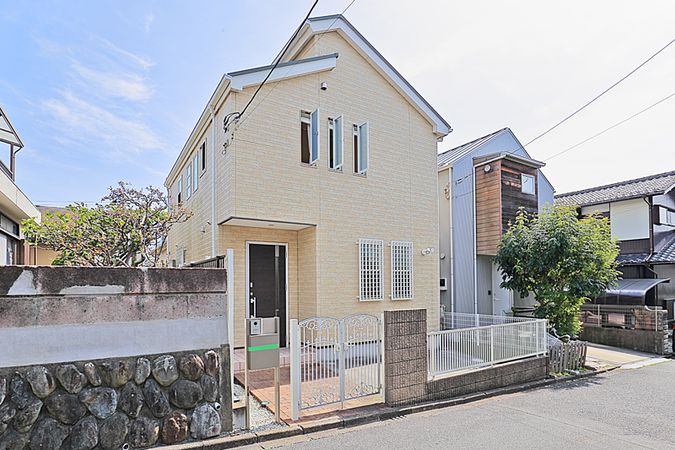 三浦郡葉山町長柄 戸建 外観