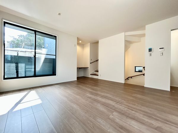 逗子市久木1丁目 新築戸建 B棟 リビング