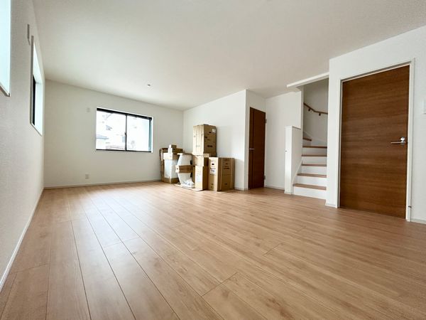 逗子市久木8丁目 新築戸建 1号棟 リビング