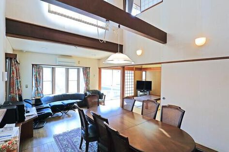 横須賀市芦名1丁目 リビング