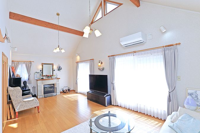 三浦郡葉山町長柄 リビング 三浦郡葉山町長柄 リビング