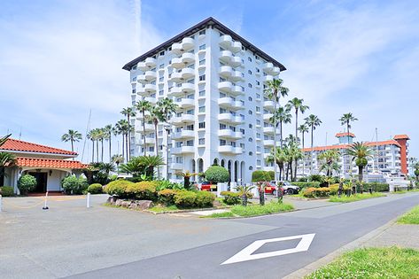 逗子マリーナ2号棟 外観