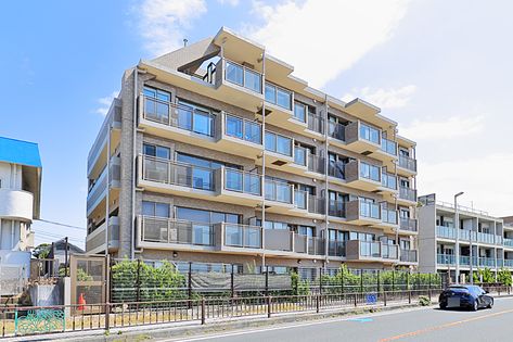 ライオンズマリンビュー逗子海岸 外観