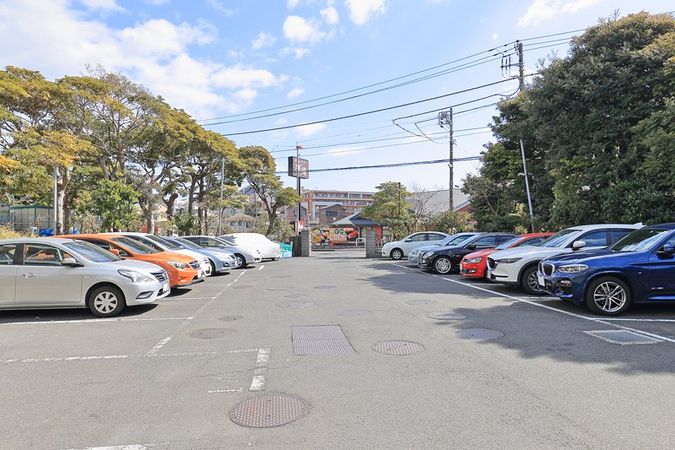 葉山エコーハイツ 駐車場 葉山エコーハイツ 駐車場