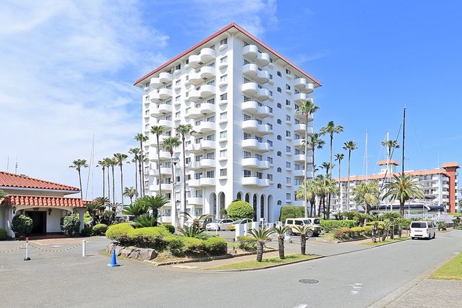 逗子マリーナ厚生用建物 2号棟 外観