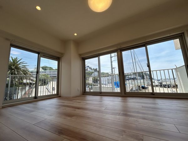 ライオンズリゾートマンション芦名 室内