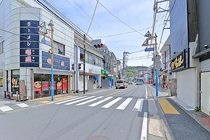 前面道路（シンボルロード）