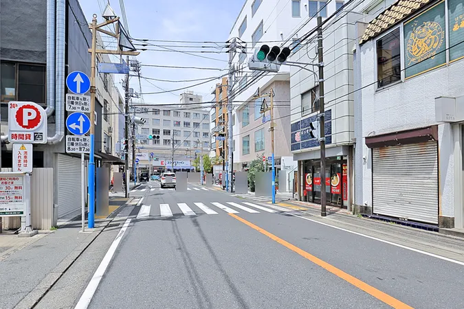 前面道路（シンボルロード）