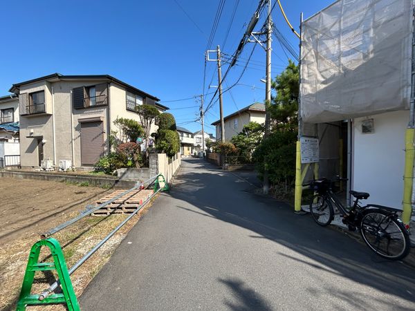 茅ヶ崎市美住町 3区画 前面道路含む外観 前面道路含む外観