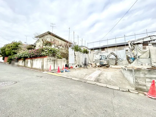 【土地写真】小学校や公園が徒歩約１０分圏内にあり、お子様の毎日にも優しい立地です。