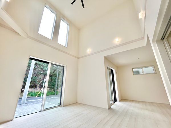 茅ヶ崎市浜須賀 新築戸建 2号棟 リビング