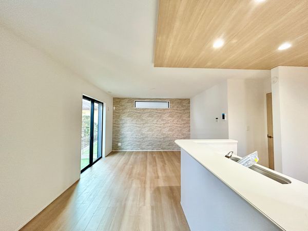 茅ヶ崎市美住町 新築戸建 4号棟 リビング