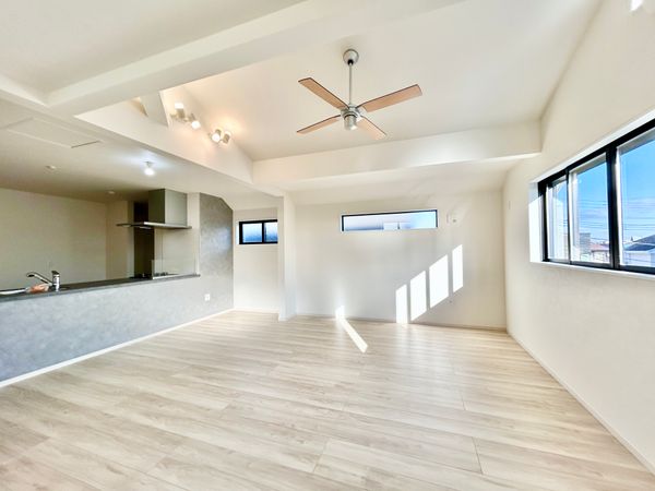 茅ヶ崎市平和町 1号棟 リビング