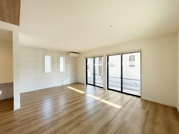 茅ヶ崎市美住町 室内