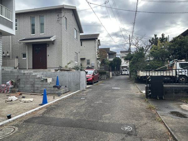 藤沢市辻堂東海岸1丁目 新築戸建 前面道路含む外観 藤沢市辻堂東海岸1丁目 新築戸建 前面道路含む外観