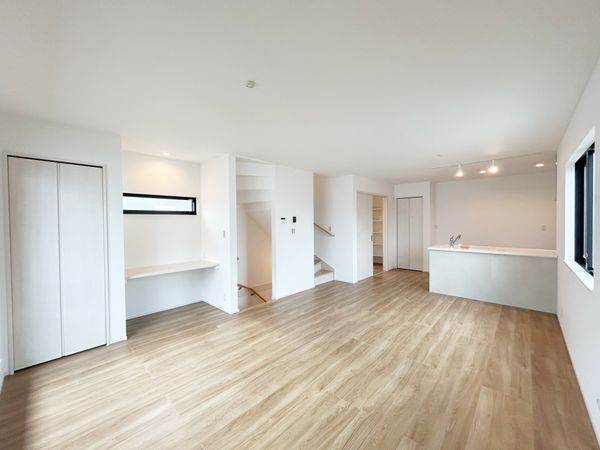 藤沢市辻堂元町2丁目(新築戸建)2号棟 リビング 藤沢市辻堂元町2丁目(新築戸建)2号棟 リビング