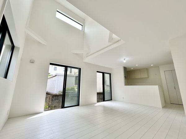 茅ヶ崎市赤羽根 新築戸建 リビング