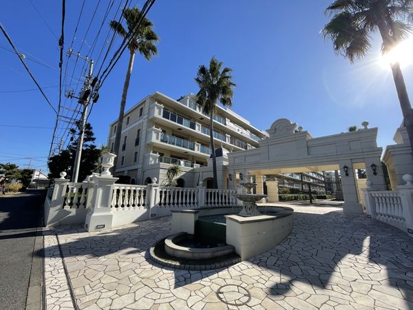 ヴェレーナ湘南海岸 エントランス