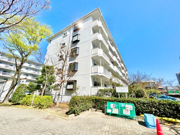 辻堂駅前ハイツ 2号棟 外観 辻堂駅前ハイツ 2号棟 外観